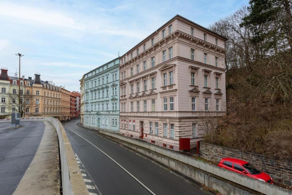Promenade View Appartement Karlsbad