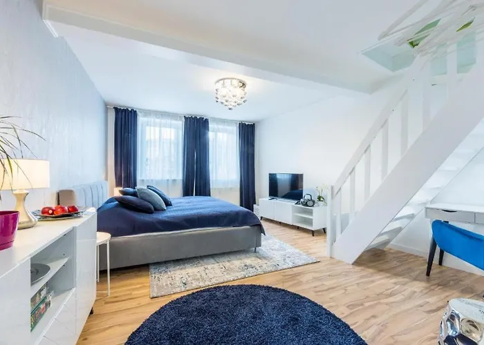 Promenade View Apartment